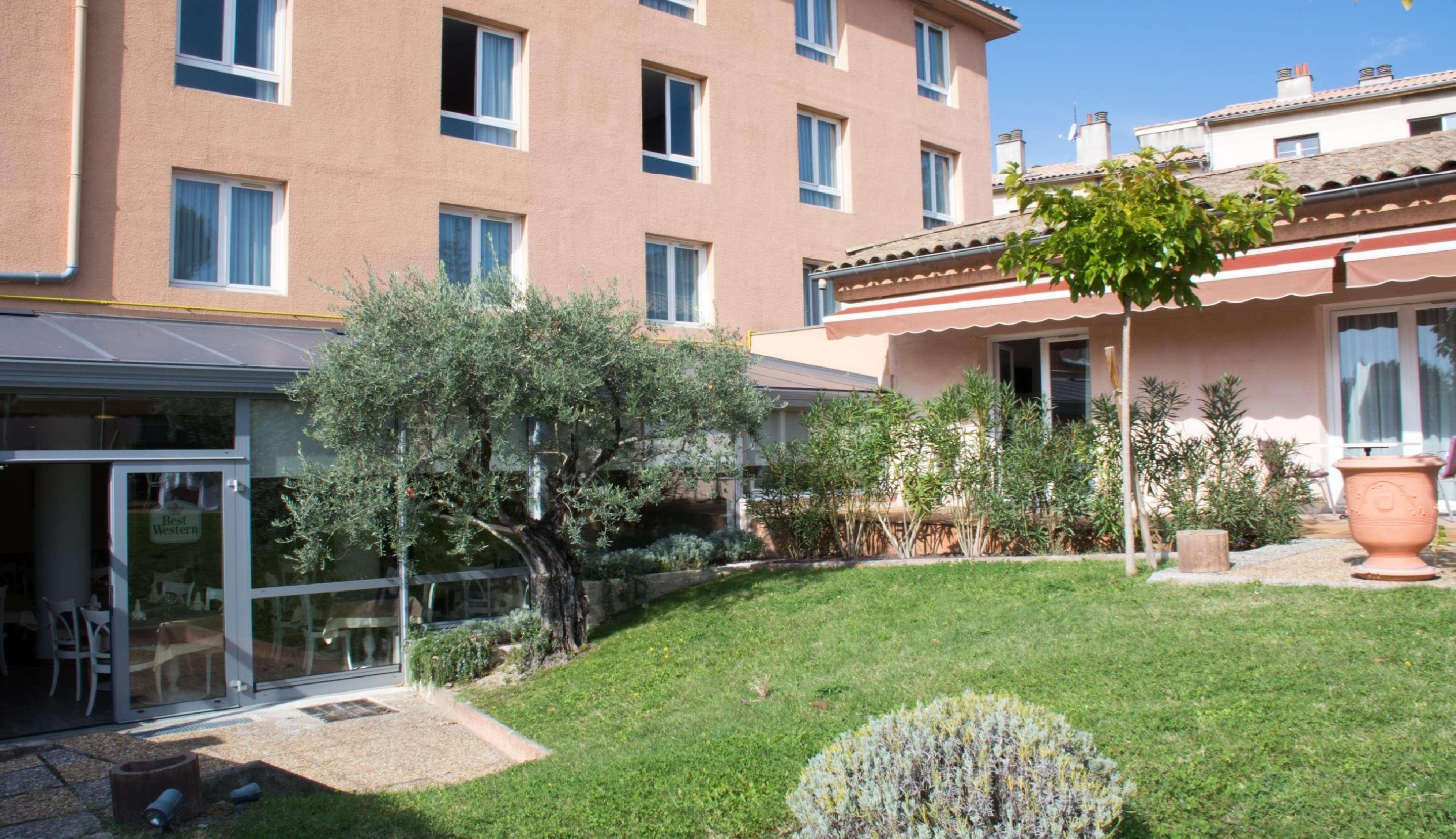 Best Western Hotel Le Sud Manosque Exterior foto