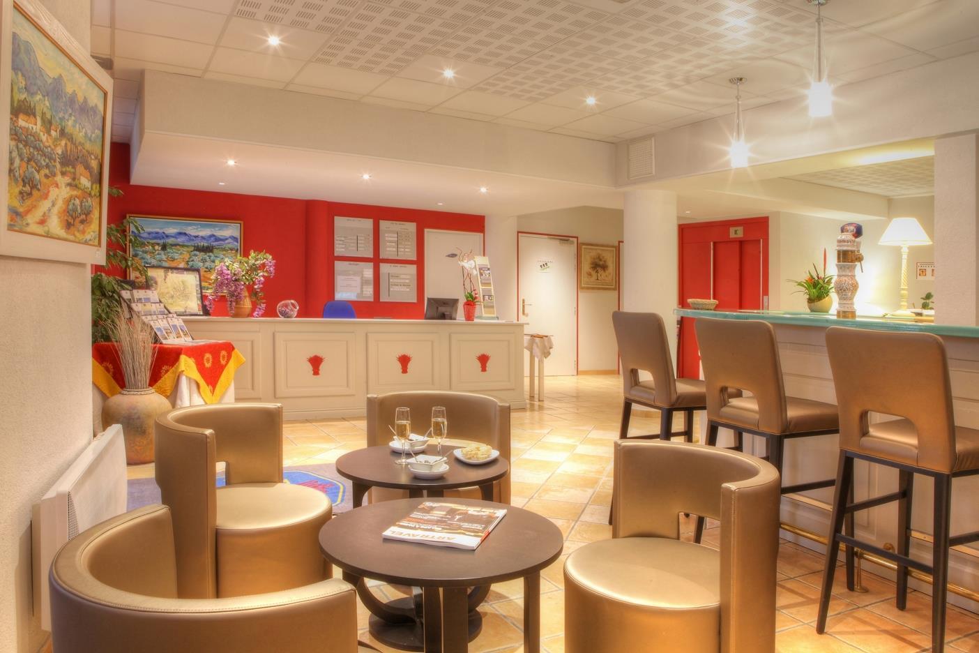 Best Western Hotel Le Sud Manosque Exterior foto