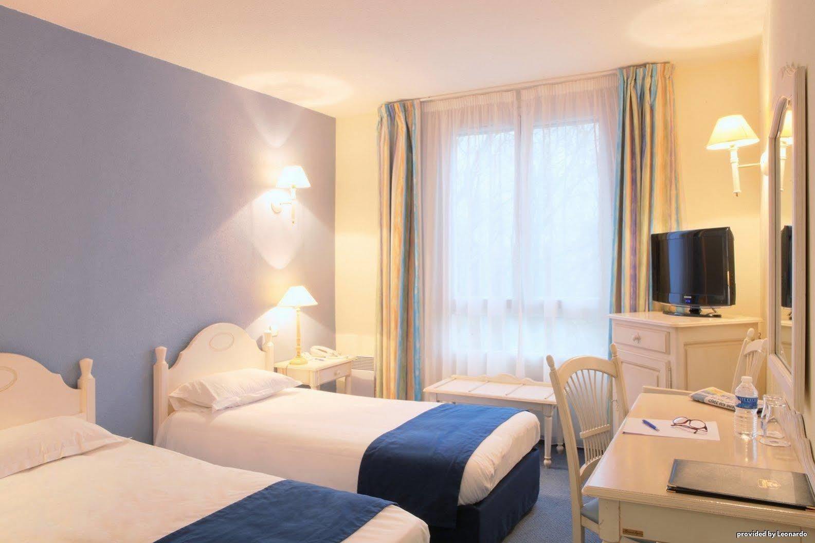 Best Western Hotel Le Sud Manosque Exterior foto